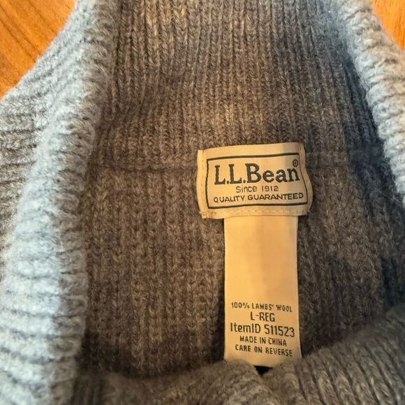 LL Bean 100% Lambs Wool Sweater Mens Large Gray Henley 3 Button Pullover EUC - Picture 5 of 12